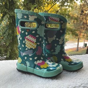 BOGS rain boots size 9 kids
